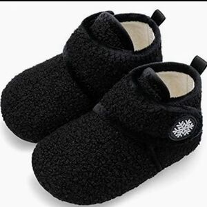 Barerun Unisex Infant Booties [NWOT]
